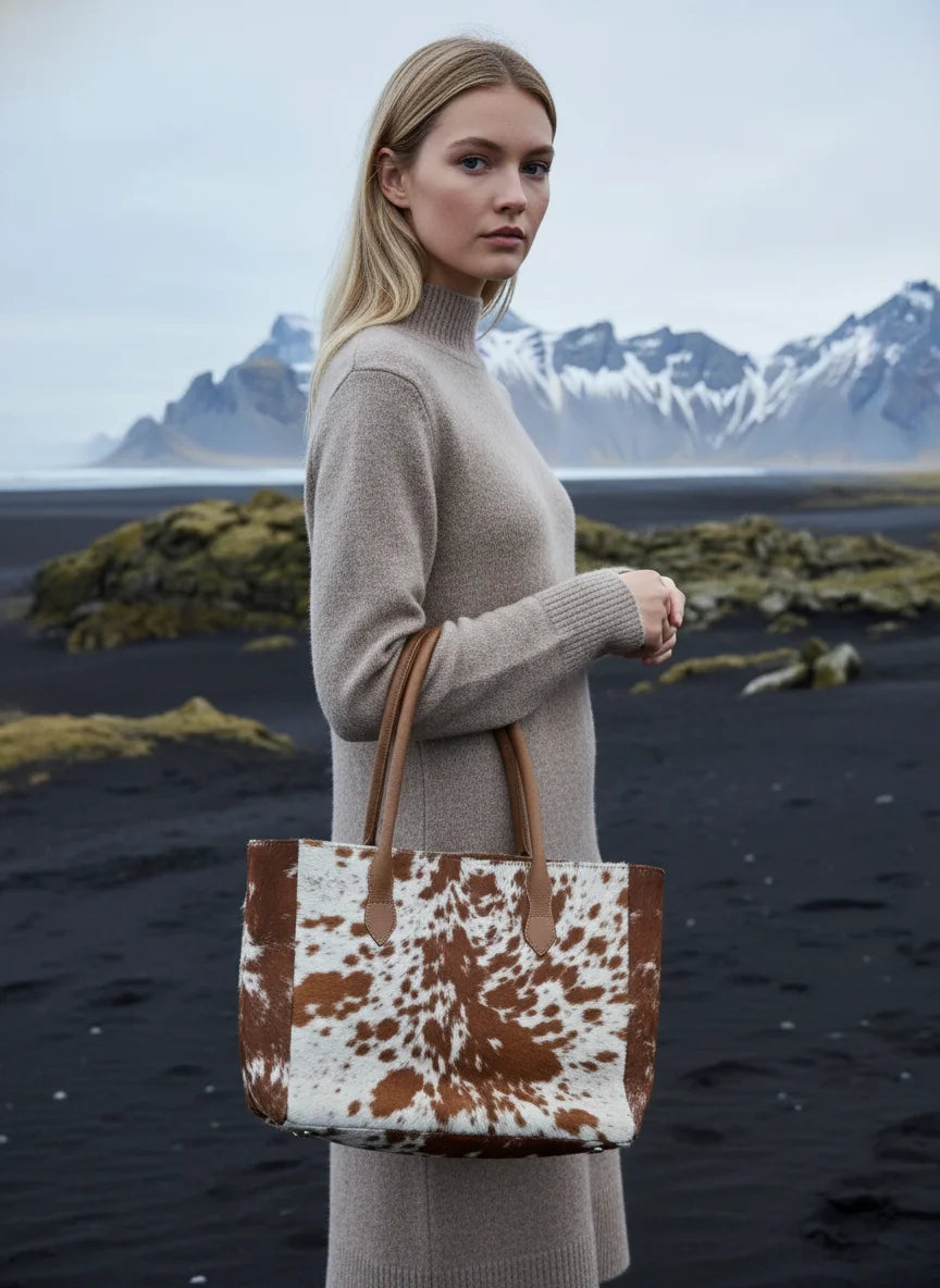 Kúaskinnstaska úr leðri